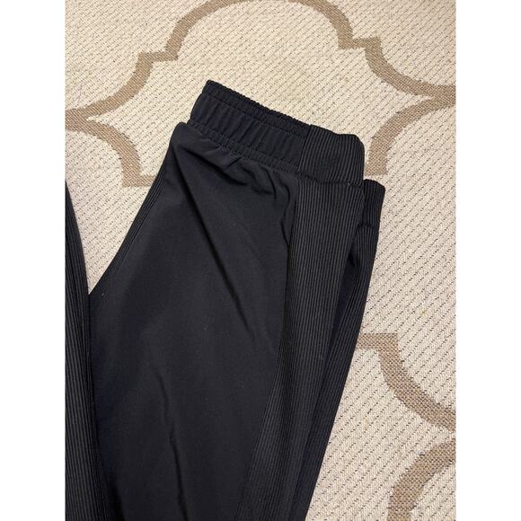 Athleta Black Brooklyn Lined Jogger pants, size 6, MSRP $98 - Picture 7 of 16